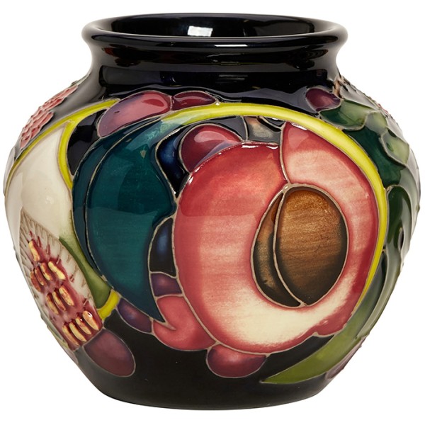 ムーアクロフト社（Moorcroft）の「クイーンズ・チョイス」直径約35cm